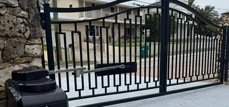 Swing Gate Opener with Keypad Laurel