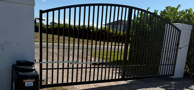 Driveway Fence Repair Laurel